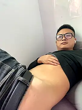 lixiaoshuai8 live sex cam