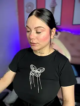 Megaan__More's cam snapshot