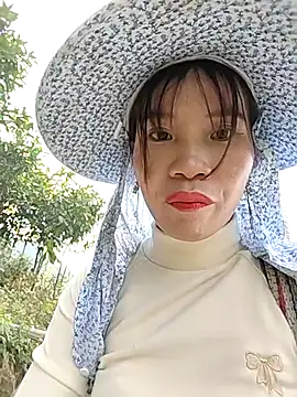 Tin_tanny live sex cam