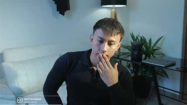 DeusbelliS live sex cam