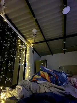 Sweett_pain live sex cam