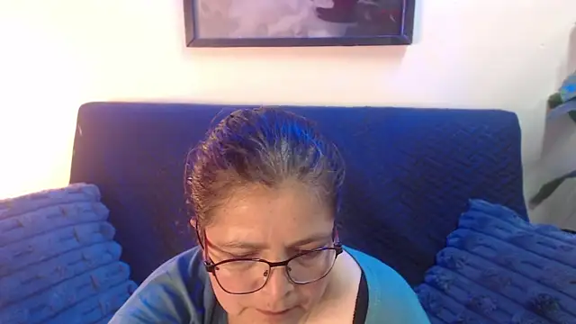 Linda_banks_'s cam snapshot