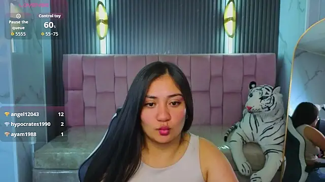 Ivony18_b's cam snapshot