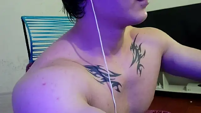 ErickWalton live sex cam