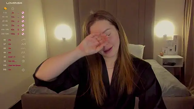 MikaBloom's cam snapshot