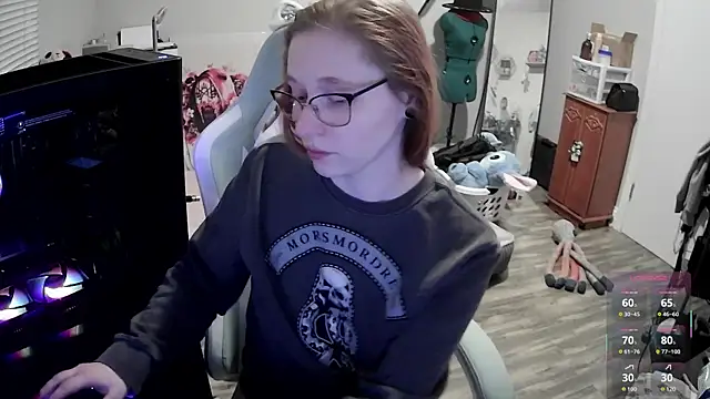 LilyFoxxx's cam snapshot