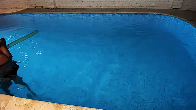 Maxim-Walker live sex cam