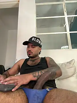 PapiStan's cam snapshot