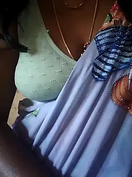 hyd_couple7878's cam snapshot