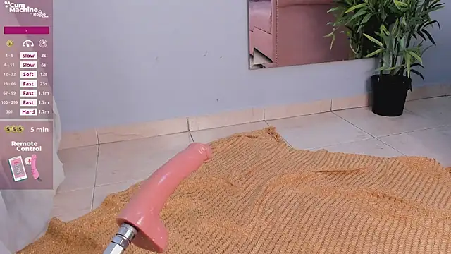 MelanieMiller_'s cam snapshot