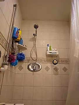 Roddog18 live sex cam