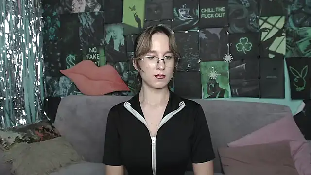 AlishaKellyi's cam snapshot