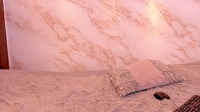 Dakota_ferreti_'s cam snapshot