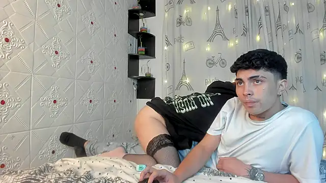 Cherry_Blaze_'s cam snapshot