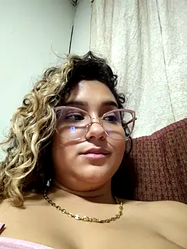 BrendaGirs's cam snapshot