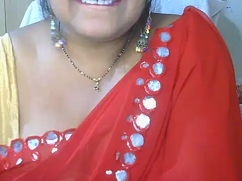 Cute_Ruhi99's cam snapshot