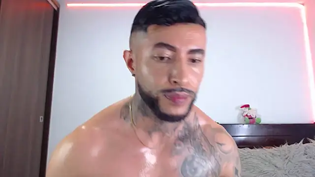 andrea_de_lucaa's cam snapshot