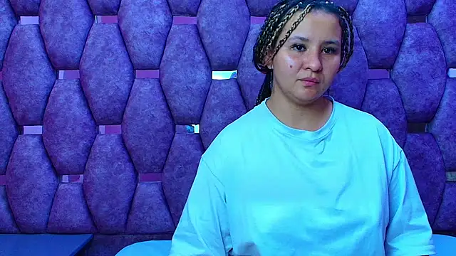 AlaSmith's cam snapshot