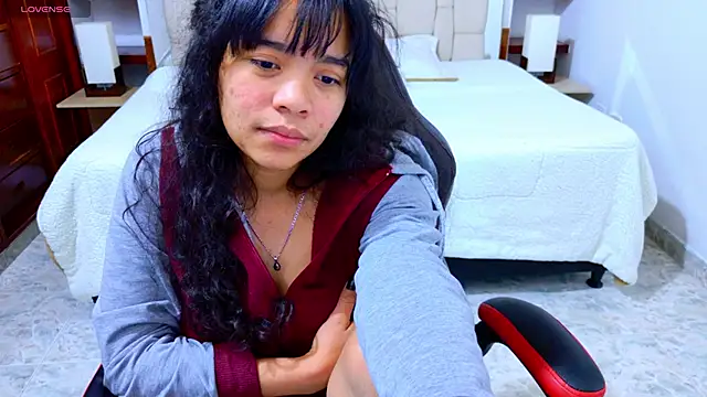 laureentt_'s cam snapshot