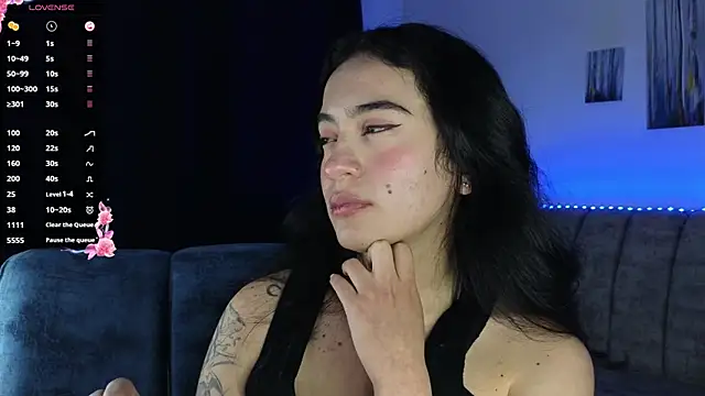 ZaraDames_'s cam snapshot