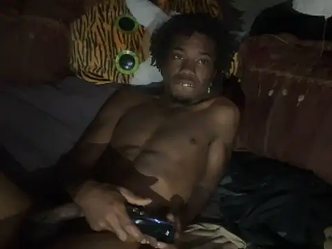 SlimeCrownzOut5's cam snapshot