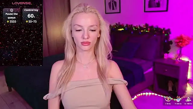 AleksaBlonde's cam snapshot