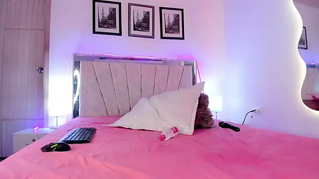 FuckingYoungs's cam snapshot