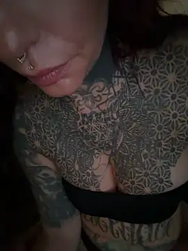 AileenInkOfficial live sex cam