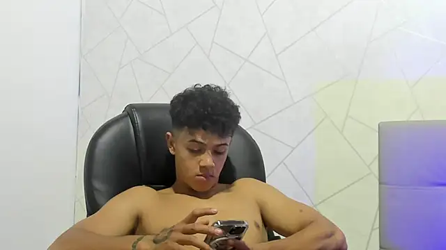 Alex_Colton7's cam snapshot