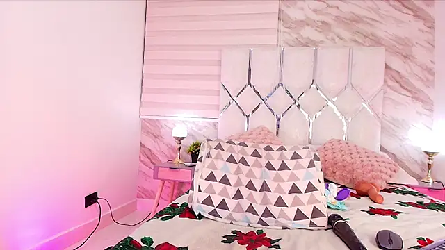 cataleya_ebony_'s cam snapshot