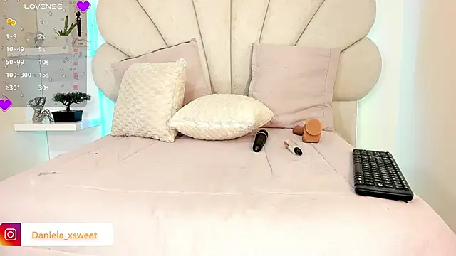 Danielaangelina live sex cam