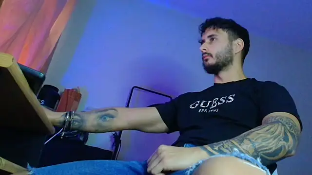 XanderCage99 live sex cam