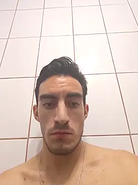 TommyMomentum live sex cam