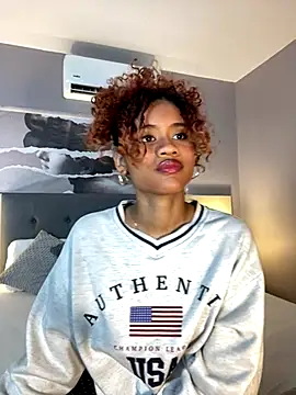 Aprillbrunette live sex cam