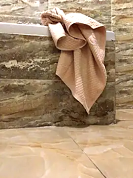 ElegantArab1 live sex cam