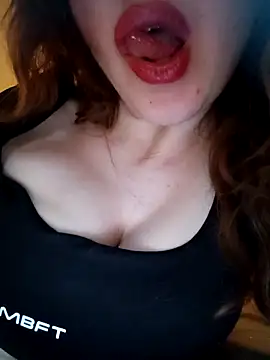 CurlyElisa live sex cam