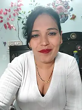 Poojabhabi101 live sex cam
