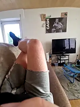 DerechteJunge live sex cam