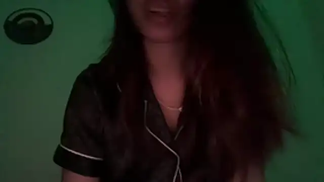 tinydaisy21's cam snapshot