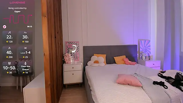 LanaMiracle live sex cam