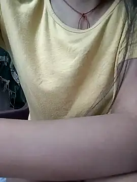 Ruhi_07's cam snapshot