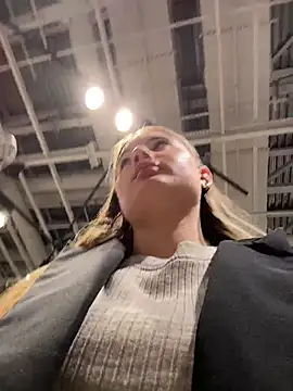 StephanieMur live sex cam