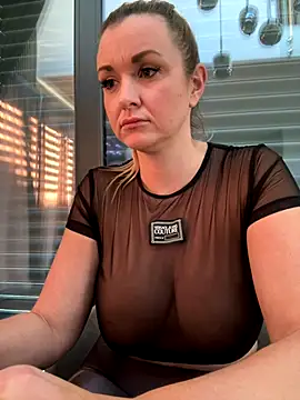 Bella-Tight's cam snapshot