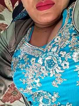 MissGitanjali's cam snapshot