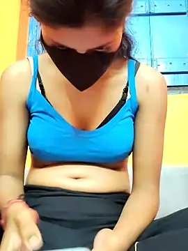 Minakshi-Gi's cam snapshot