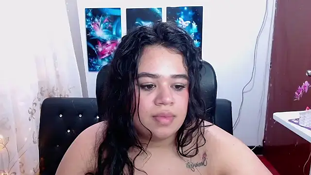 oliviia_cute's cam snapshot