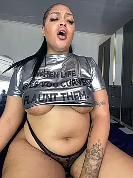 Iam-Sharifa's cam snapshot