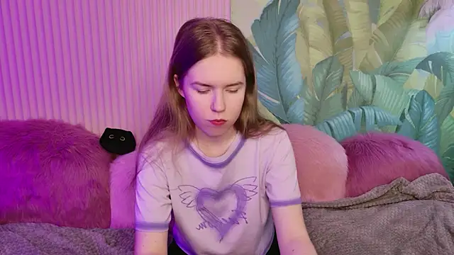 Alida_Brice's cam snapshot