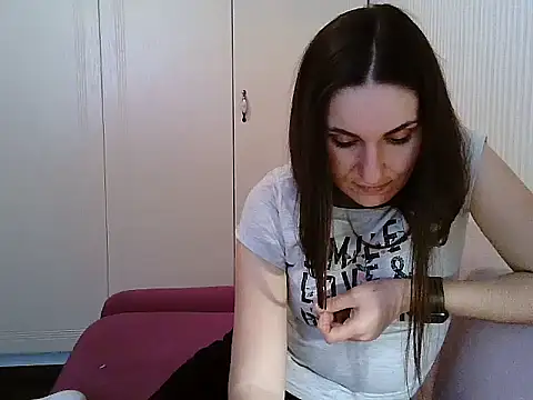 Yuliia30's cam snapshot