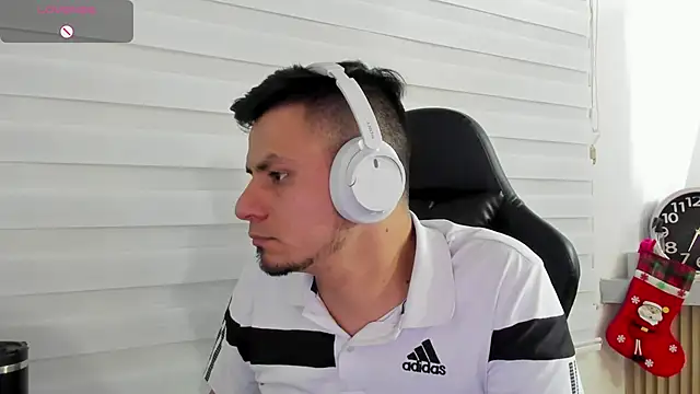 Rick_Adams's cam snapshot